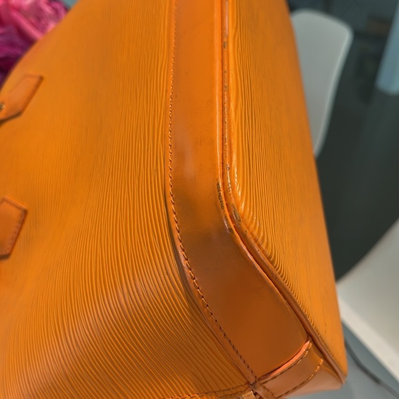 Authentic Louis Vuitton Orange Color Alma Epi..ONE DAY SALE-- - Picture 11 of 13